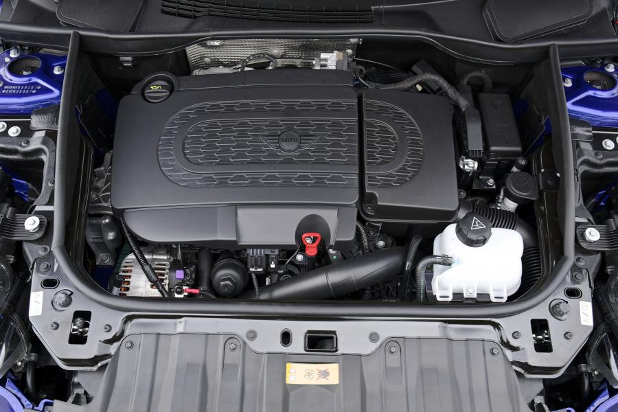  Mini Paceman Cooper SD 2013 года  (UK) (фото 3 из 97)